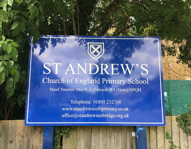 St Andrews sign